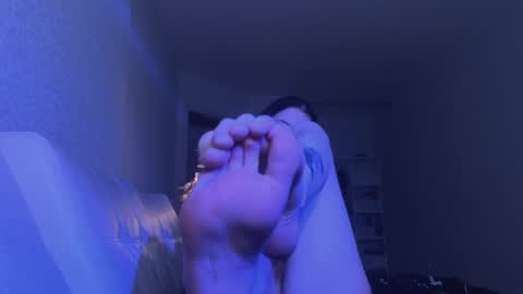 Snapshot of frau_basted chatting on January 15, 10:35 pm mistress Bastet and  mintcola online show from January 15, 10:35 pm