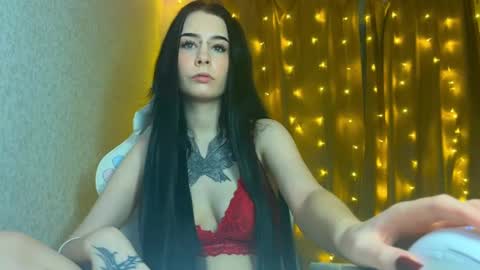 Snapshot of frau_basted chatting on February 22, 3:25 pm mistress Bastet and  mintcola online show from February 22, 3:25 pm