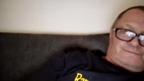 Snapshot of frauenfeind1 chatting on January 20, 11:24 am Wolfi online show from January 20, 11:24 am