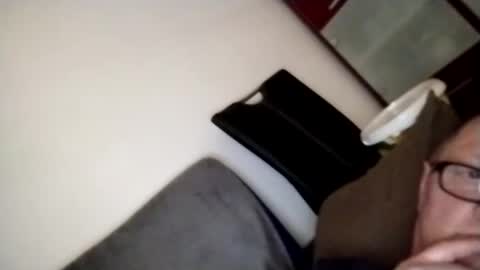 Snapshot of frauenfeind1 chatting on February 1, 12:58 pm Wolfi online show from February 1, 12:58 pm