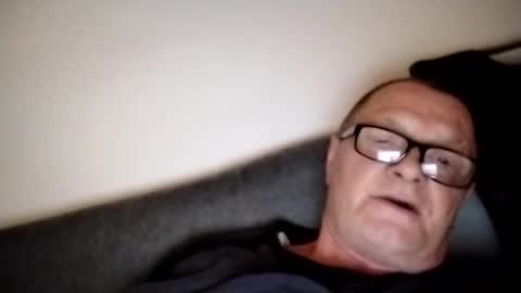 Snapshot of frauenfeind1 chatting on March 3, 7:10 am Wolfi online show from March 3, 7:10 am