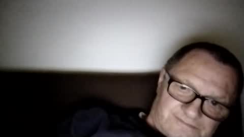 Snapshot of frauenfeind1 chatting on October 23, 11:42 am Wolfi online show from October 23, 11:42 am