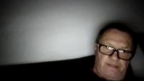 Snapshot of frauenfeind1 chatting on November 4, 6:23 am Wolfi online show from November 4, 6:23 am