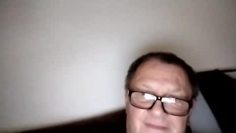 Snapshot of frauenfeind1 chatting on November 20, 8:58 am Wolfi online show from November 20, 8:58 am