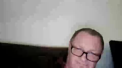 Snapshot of frauenfeind1 chatting on March 28, 1:54 pm Wolfi online show from March 28, 1:54 pm