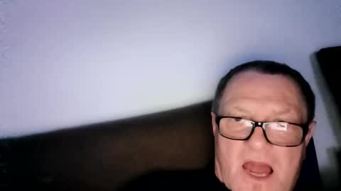 Snapshot of frauenfeind1 chatting on April 5, 7:55 pm Wolfi online show from April 5, 7:55 pm