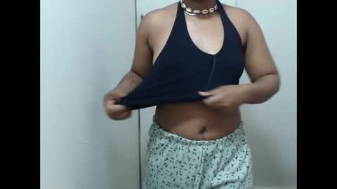 freakiekay online show from January 7, 12:13 am