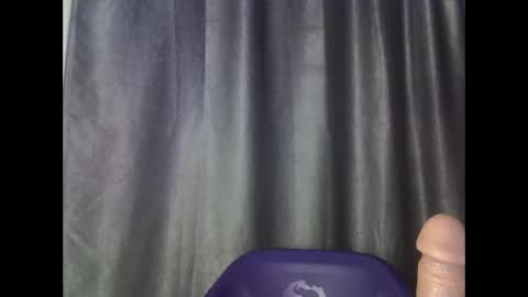 Snapshot of freaky_brula chatting on June 8, 12:36 am freaky brula online show from June 8, 12:36 am