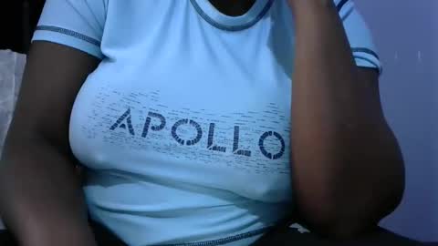 Snapshot of freaky_hearts chatting on March 12, 8:09 am ellina online show from March 12, 8:09 am