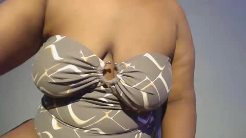 freaky slut5 online show from October 29, 6:20 pm