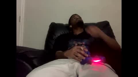 Snapshot of freakybubba chatting on February 14, 10:47 pm Freakybubba online show from February 14, 10:47 pm