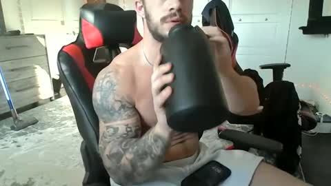 freakyfitking online show from January 12, 9:08 pm