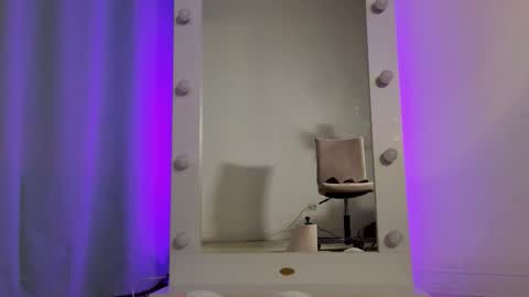 Diyana online show from March 7, 4:15 pm