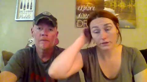 Snapshot of frecklefreaks2025 chatting on September 22, 7:05 pm Freckle Freaks online show from September 22, 7:05 pm