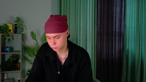 Fred online show from April 18, 11:36 am