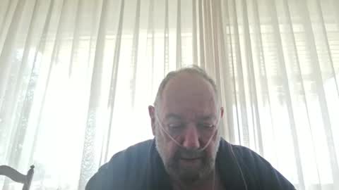 Snapshot of fredaldavid chatting on May 8, 9:36 am David Fredal online show from May 8, 9:36 am