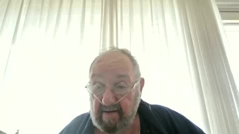 Snapshot of fredaldavid chatting on June 2, 8:05 am David Fredal online show from June 2, 8:05 am