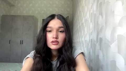 Snapshot of fredamedora chatting on June 13, 5:05 am Mia online show from June 13, 5:05 am