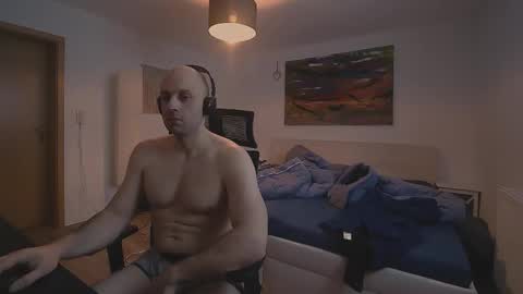 freddow online show from March 5, 12:56 pm