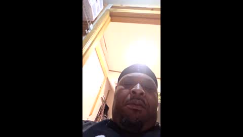 Snapshot of freddymack6969 chatting on April 19, 11:09 am freddymack6969 online show from April 19, 11:09 am