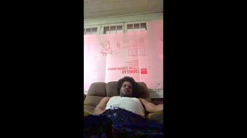 Snapshot of freddymack6969 chatting on June 5, 1:45 am freddymack6969 online show from June 5, 1:45 am