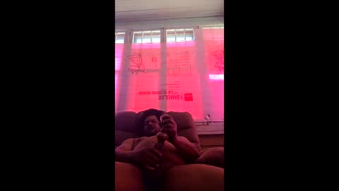 Snapshot of freddymack6969 chatting on June 8, 1:33 pm freddymack6969 online show from June 8, 1:33 pm