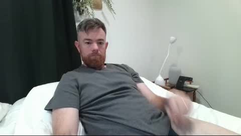 Snapshot of freddypj chatting on April 28, 2:27 am Freddy online show from April 28, 2:27 am