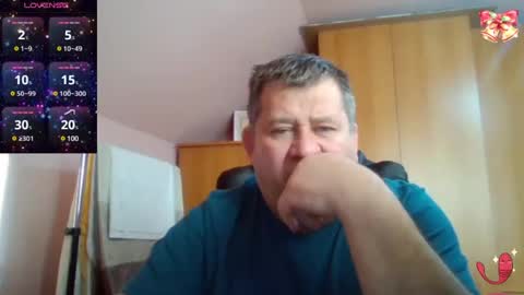 freeboy80180 online show from January 13, 1:39 pm