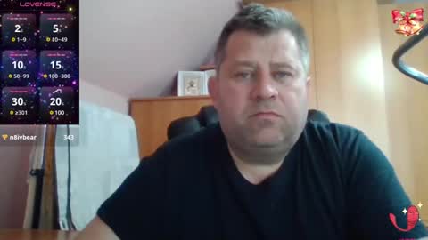 freeboy80180 online show from February 5, 1:00 pm