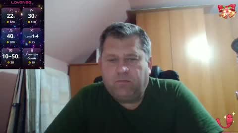 freeboy80180 online show from December 16, 3:17 pm