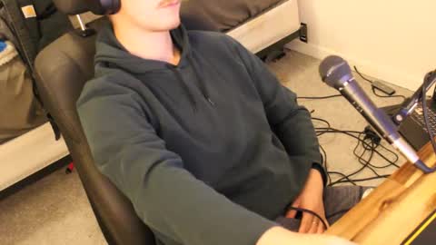 Snapshot of freeforyourpleasure chatting on November 18, 4:39 am freeforyourpleasure online show from November 18, 4:39 am