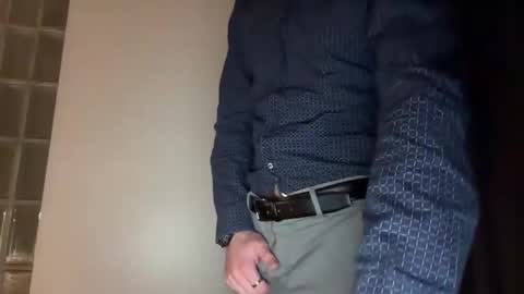 Snapshot of freevechno128 chatting on April 19, 2:44 am freevechno128 online show from April 19, 2:44 am