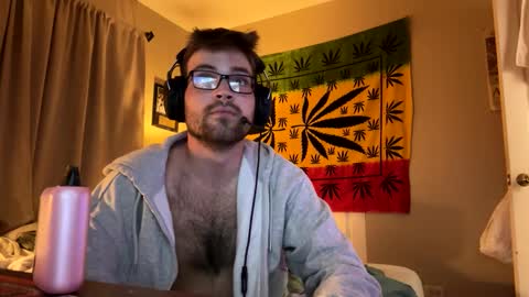 Snapshot of freezeskiii chatting on September 22, 1:51 am freezeskiii online show from September 22, 1:51 am