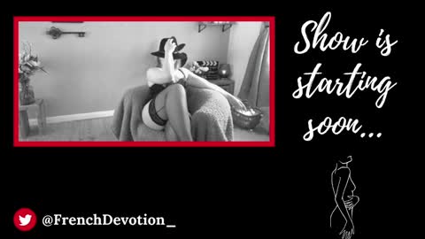 Snapshot of french_devotion chatting on December 31, 7:31 am Louise or Lou 3 online show from December 31, 7:31 am