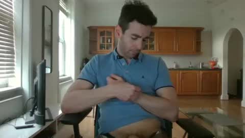 Snapshot of frenchbdmaninlondon chatting on March 1, 4:09 pm Horny Paul online show from March 1, 4:09 pm