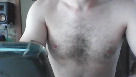 frencheeboy online show from August 2, 9:19 am