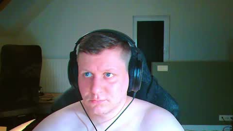 Snapshot of frenchfrieswithmayo chatting on June 22, 9:23 pm French fries online show from June 22, 9:23 pm