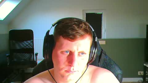 Snapshot of frenchfrieswithmayo chatting on July 11, 7:38 pm French fries online show from July 11, 7:38 pm