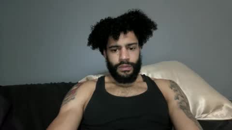 Snapshot of frenchyexpress chatting on January 5, 5:27 pm Frenchyexpress online show from January 5, 5:27 pm