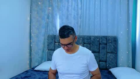 frepocolle online show from April 18, 7:07 pm