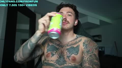 Snapshot of frewfun chatting on June 6, 1:16 pm cameron online show from June 6, 1:16 pm