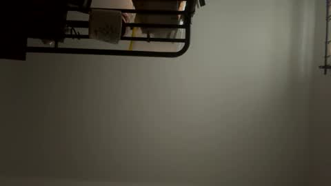 Snapshot of frexx55 chatting on November 16, 7:25 am C2C on sale today online show from November 16, 7:25 am