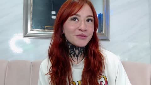 Snapshot of freya_b chatting on January 25, 6:12 am freya online show from January 25, 6:12 am