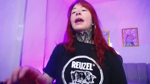 Snapshot of freya_b chatting on February 3, 1:08 pm freya online show from February 3, 1:08 pm