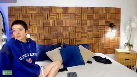 Snapshot of freyaa__1 chatting on May 1, 1:16 pm Freya online show from May 1, 1:16 pm