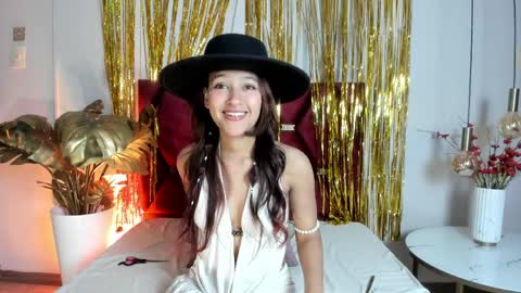 Freya Cameron online show from April 10, 12:54 pm