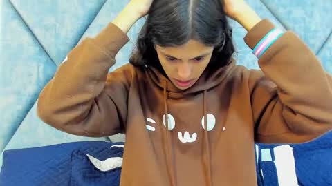 FreyaMoller  online show from January 19, 1:37 pm