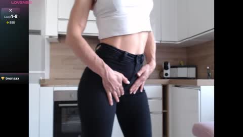 Snapshot of freyamuse chatting on May 8, 8:41 am FreyaMuse online show from May 8, 8:41 am