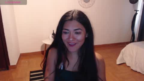 Snapshot of freyarouge chatting on April 11, 3:49 pm freyarouge online show from April 11, 3:49 pm