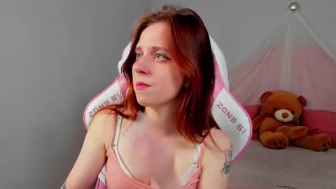 FreyaVeys online show from July 17, 5:14 am